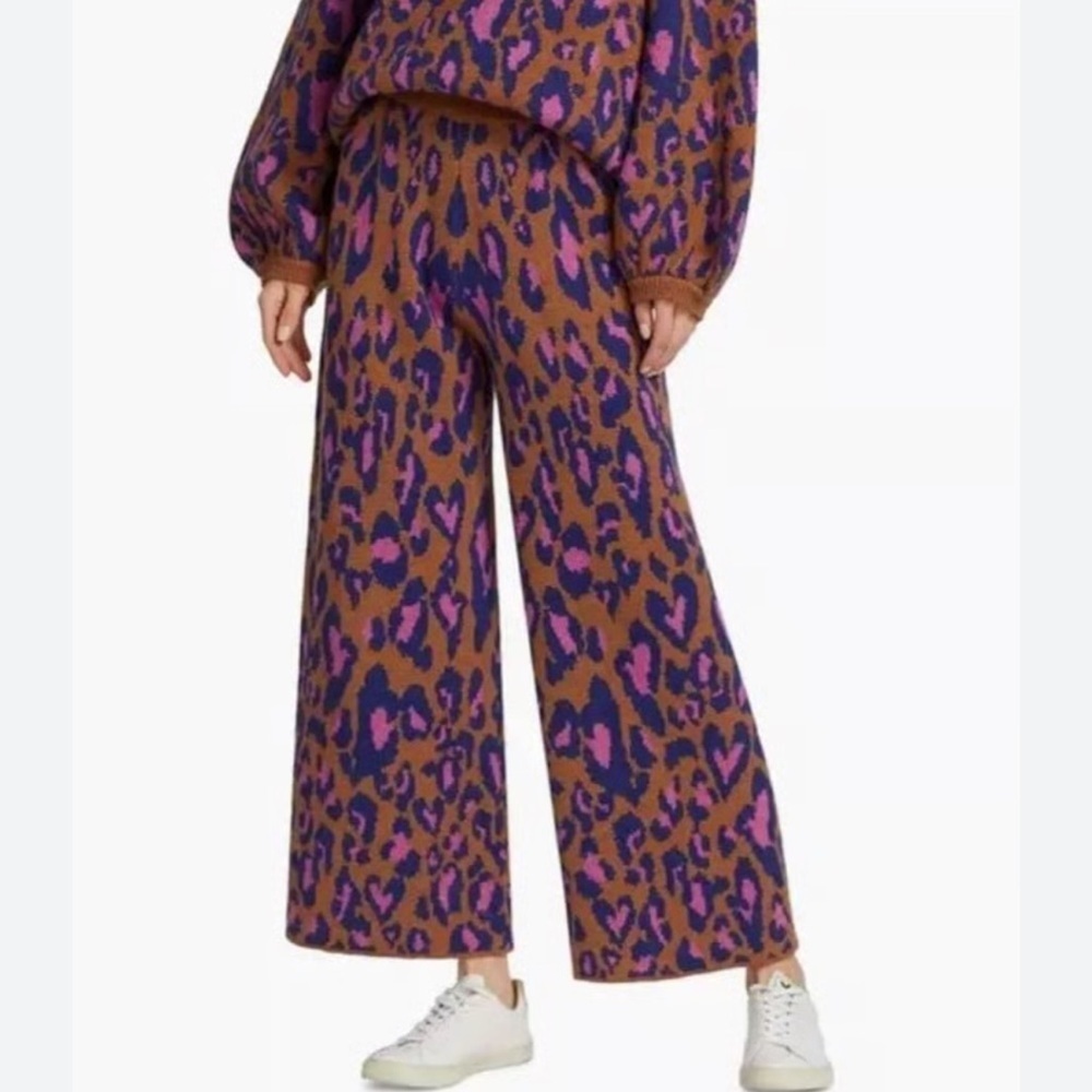 Farm Rio NWT Leopard Pop Caramel Sweater Wide Leg Crop Pants L - Picture 1 of 12